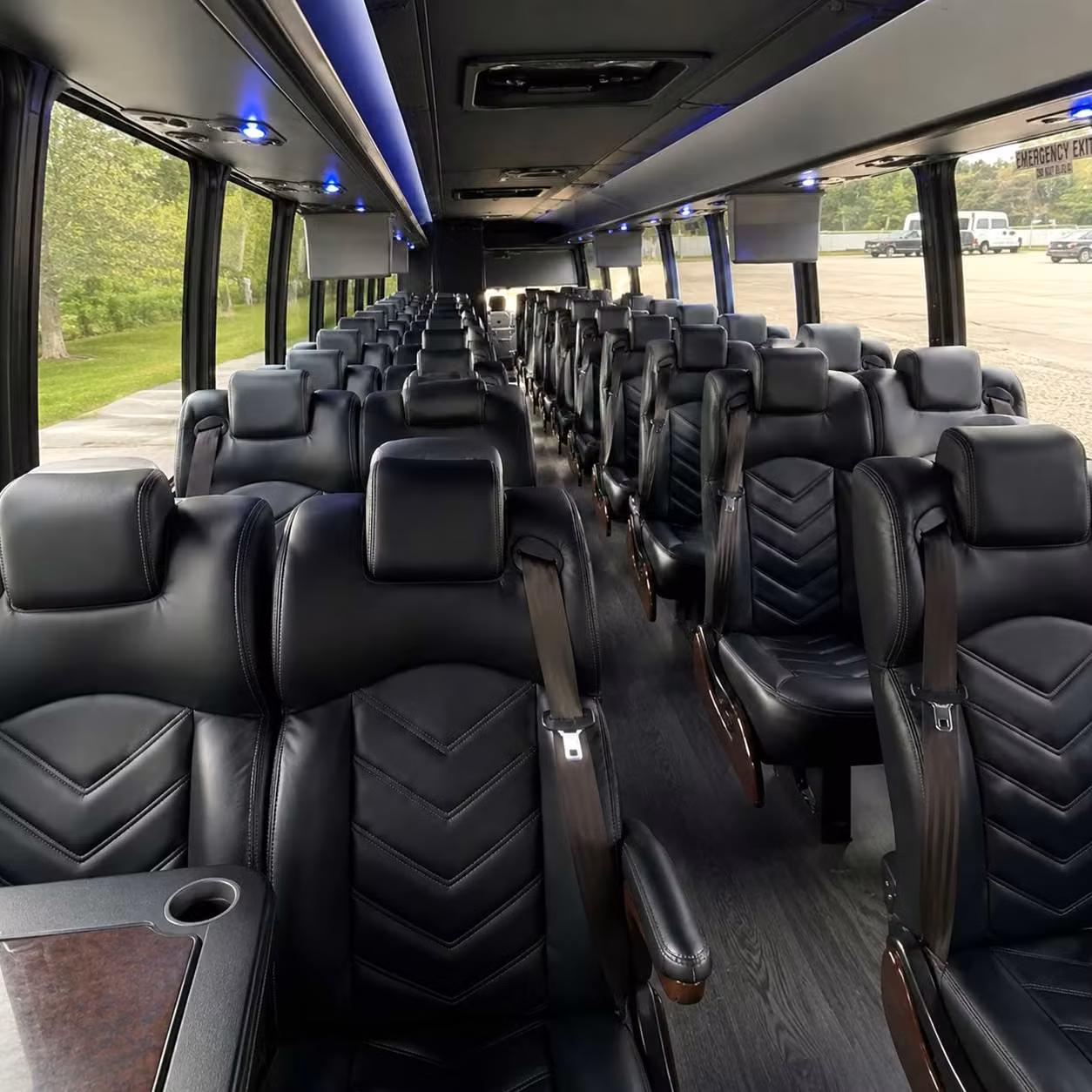 el paso 35 passenger minibus rental