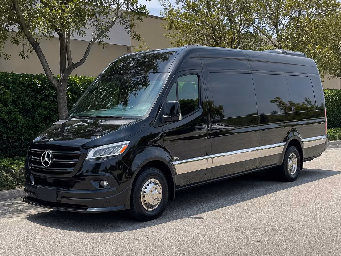 el paso sports team fan bus rentals